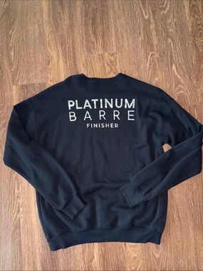 Pure Barre Platinum Barre Finisher Black Crewneck Sweatshirt, Size M